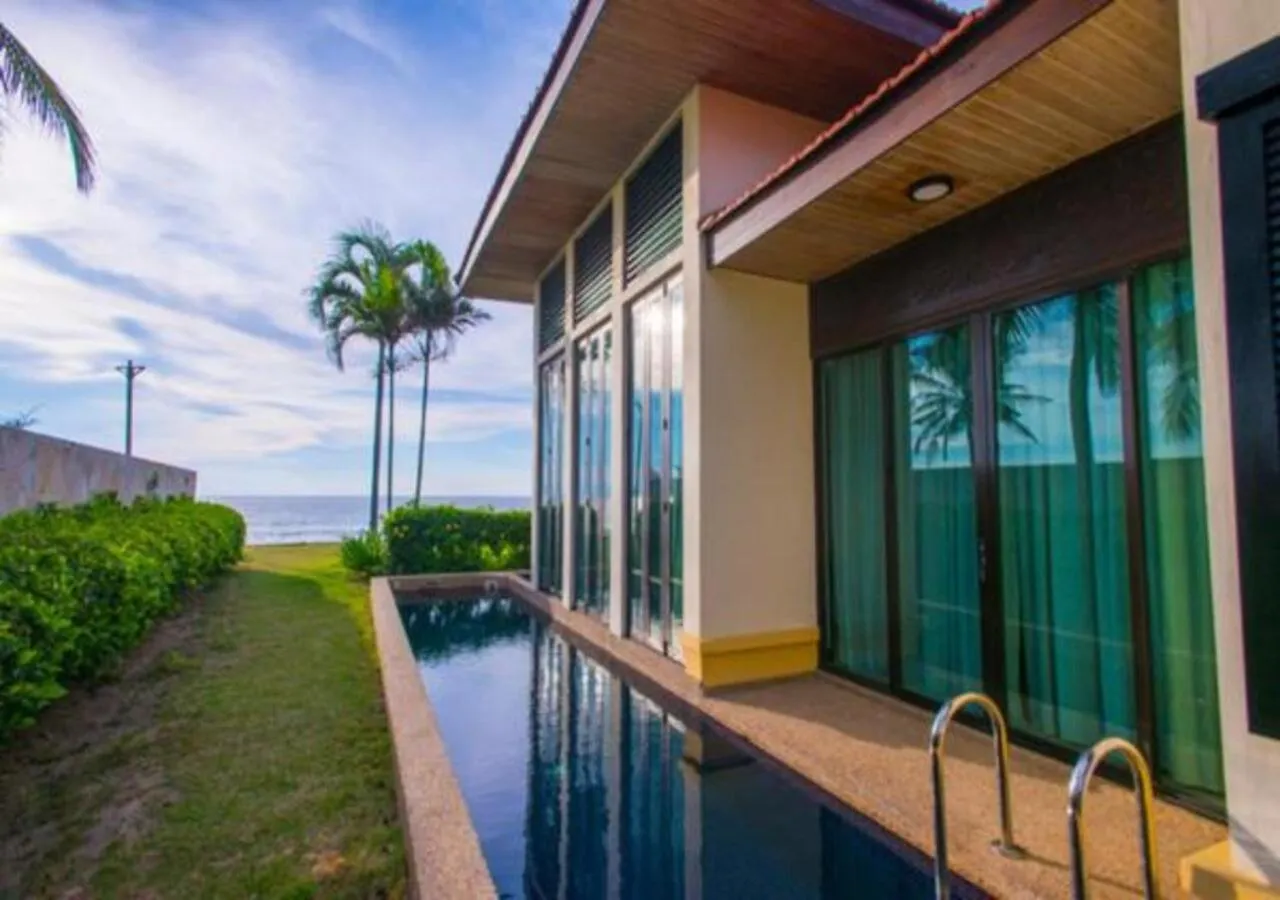 Borneo Beach Villa & Suite Kota Kinabalu