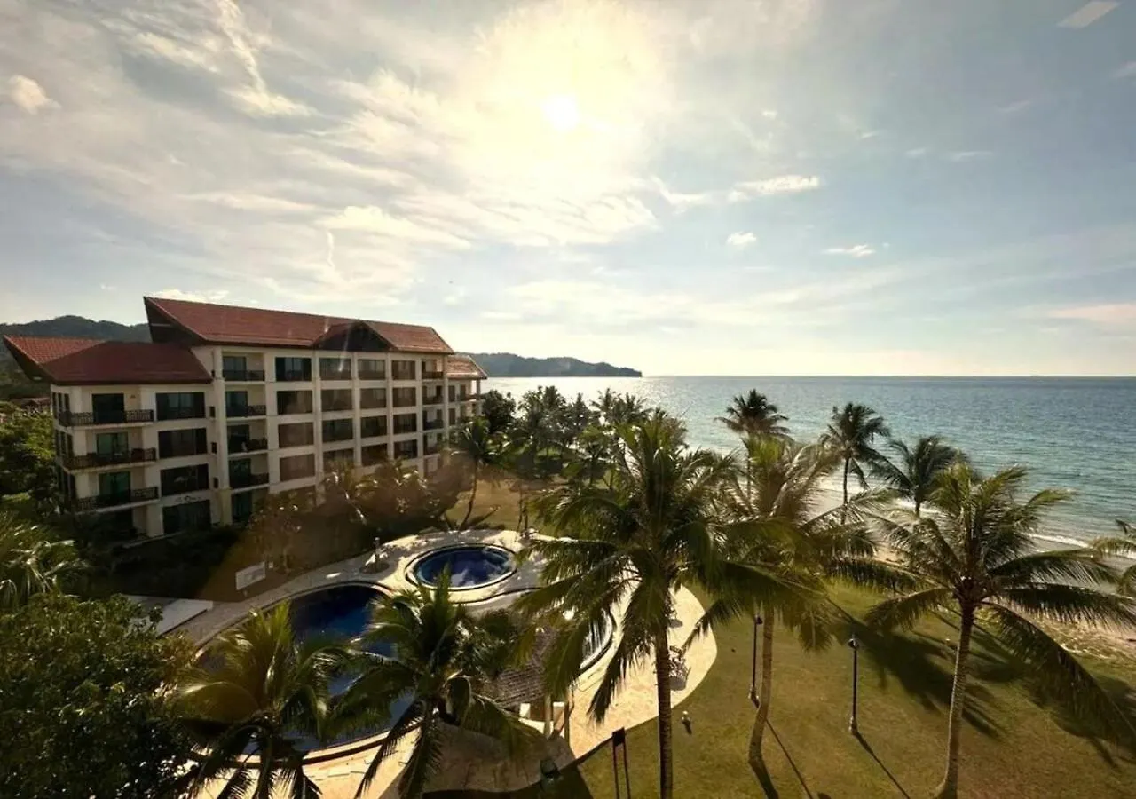 Semesteranläggning (resort) Borneo Beach Villa & Suite Kota Kinabalu