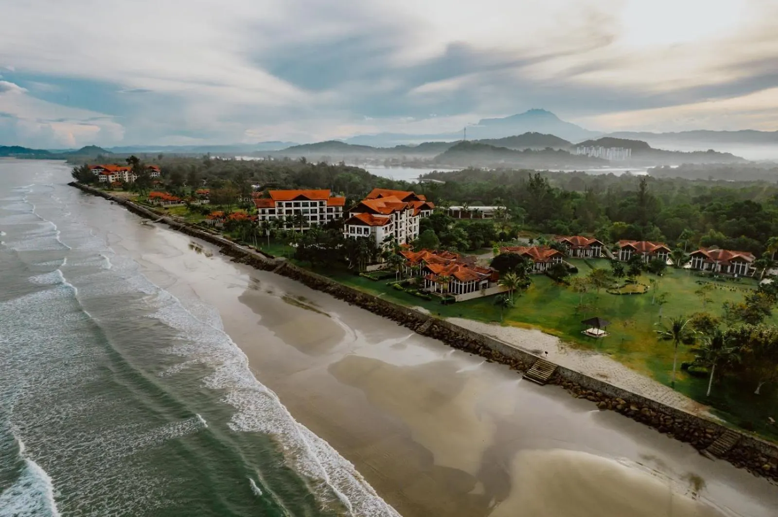 Semesteranläggning (resort) Borneo Beach Villa & Suite Kota Kinabalu